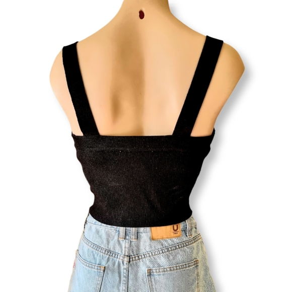 Zara, black, ribbed material, sleeveless crop top BNWT fits AU 6 8 10 12 - Picture 3 of 5